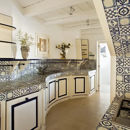 Dei Tramonti Villa *