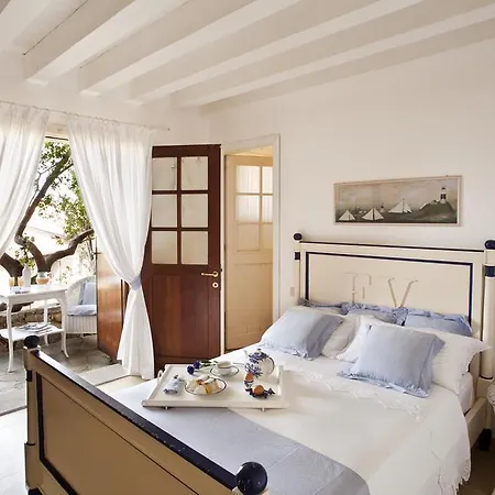 Dei Tramonti Villa *